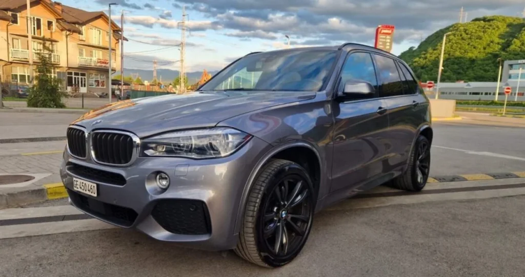 Vlasnik nudi 10.000 KM za informaciju o ovom BMW-u: Jeste li ga vidjeli?