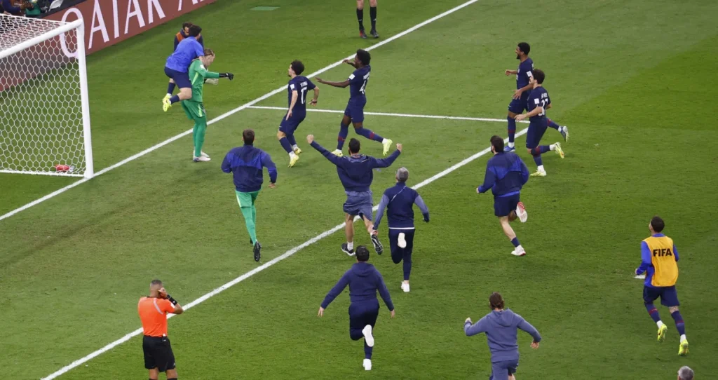 ŠTA SMO OVO VIDJELI? Safonov odbranio četiri penala i donio PSG-u trofej Interkontinentalnog kupa