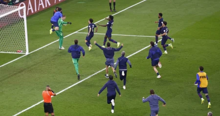 ŠTA SMO OVO VIDJELI? Safonov odbranio četiri penala i donio PSG-u trofej Interkontinentalnog kupa