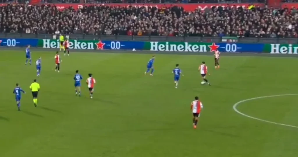 (VIDEO) KAPA DOLE, MAJSTORE: Ahmedhodžić upisao NAJLJEPŠU asistenciju u karijeri i spasio Feyenoord