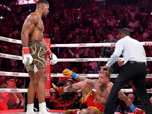 Joshua izaziva Furyja nakon nokauta: Ako si stvarno bad boy, dođi! Joshua izaziva Furyja nakon nokauta: Ako si stvarno bad boy, dođi!