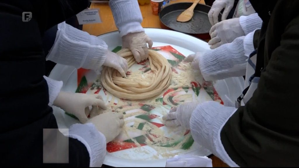 Na festivalu Mladost i iskustvo u Stjepan Polju održano takmičenje u pravljenju ćetenije