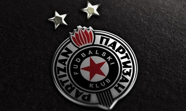 Mediji: FIFA kaznila Partizan zabranom registrovanja novih igrača do ljeta 2027. godine Mediji: FIFA kaznila Partizan zabranom registrovanja novih igrača do ljeta 2027. godine