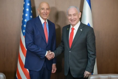 Netanyahu i američki izaslanik Barrack razgovarali o drugoj fazi primirja u Gazi