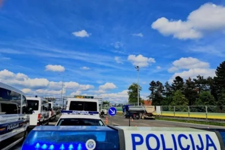 Hrvatska i slovenska policija intenziviraju potragu za ubojicom iz Sitnica Hrvatska i slovenska policija intenziviraju potragu za ubojicom iz Sitnica