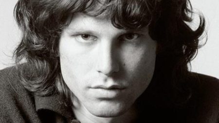 Na današnji dan rođen je Jim Morrison, legendarni pjevač Doorsa