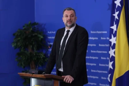 Konaković: Ne smijemo dozvoliti da SNSD uništi perspektive ljudi u BiH