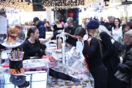 Humanitarni Slatki bazar u Sarajevu za projekat Obrok za sve