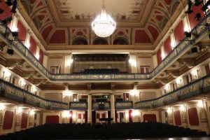 Napretkov svečani Božićni koncert večeras u Narodnom pozorištu: Zagrebačka filharmonija nakon 35 godina u Sarajevu