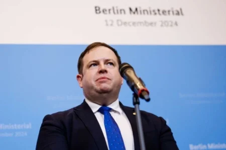 Britanski ministar Doughty: Evropska sigurnost se ne smije uzeti zdravo za gotovo