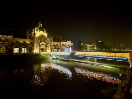 Sarajevski mostovi i gradski simboli u prazničnom ruhu
