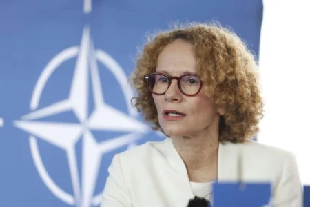 Šekerinska: NATO pomno prati rusku strategiju i poteze spram BiH Šekerinska: NATO pomno prati rusku strategiju i poteze spram BiH