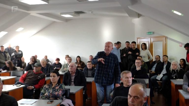 Livno protiv vjetroelektrane Mućevača: Zaštititi prirodu i divlje konje Livno protiv vjetroelektrane Mućevača: Zaštititi prirodu i divlje konje