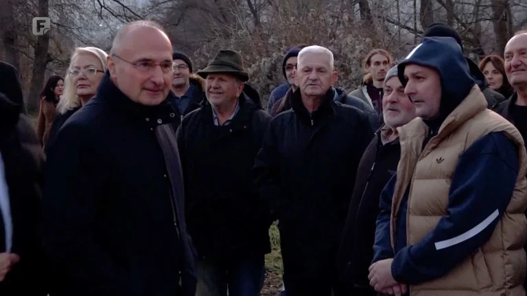 U Donjoj Ričici protiv proširenja rudnika, podržao ih i Grlić Radman U Donjoj Ričici protiv proširenja rudnika, podržao ih i Grlić Radman