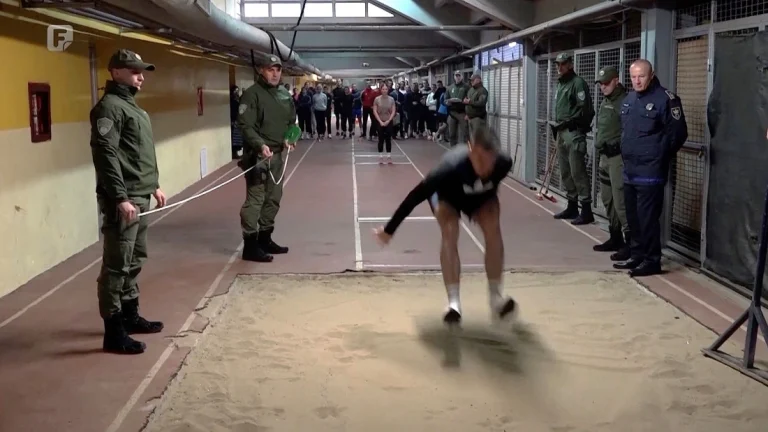 Stotine kandidata u borbi za policijsku značku MUP-a ZDK-a Stotine kandidata u borbi za policijsku značku MUP-a ZDK-a