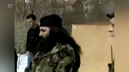 Nosi li Aleksić u grob i zagonetku o vezi kišobrana/stativa i Sarajevskog safarija