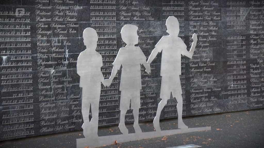 Grad heroj, zločinci nekažnjeni: Gdje su zaglavile optužnice za ubistva djece i civila Goražda