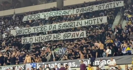 Vučić reagovao na transparente BH Fanaticosa: Znači da dobro štitim srpske interese