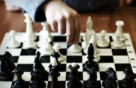 Trogodišnji šahovski prodigy oborio rekord: Najmlađi igrač sa zvaničnim rejtingom