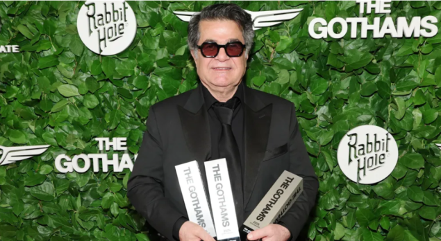 Slavni iranski reditelj Jafar Panahi nagrađen u SAD-u, ali osuđen kod kuće Slavni iranski reditelj Jafar Panahi nagrađen u SAD-u, ali osuđen kod kuće