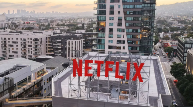 Netflix će kupiti filmski i streaming biznis Warner Bros za 72 milijarde dolara Netflix će kupiti filmski i streaming biznis Warner Bros za 72 milijarde dolara