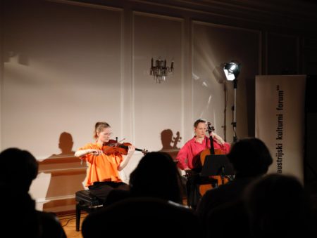 U okviru SONEMUS Festa održan koncert austrijskog dua strings&noise