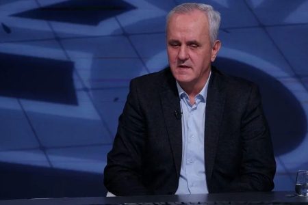 ZIJAD KRNJIĆ ŠOKIRAO JAVNOST: RS duguje Federaciji 120 miliona KM, decembarske penzije isplaćuju se novcem Federacije BiH! (VIDEO) ZIJAD KRNJIĆ ŠOKIRAO JAVNOST: RS duguje Federaciji 120 miliona KM, decembarske penzije isplaćuju se novcem Federacije BiH! (VIDEO)