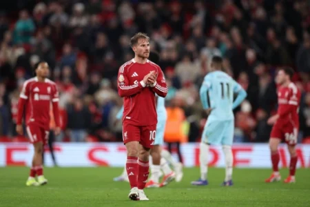 Liverpoolu samo bod protiv Burnleyja, pobjede Chelseaja i Leedsa