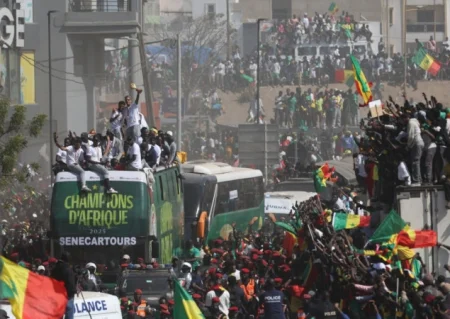 Desetine hiljada ljudi na paradi u Senegalu nakon osvajanja Kupa afričkih nacija