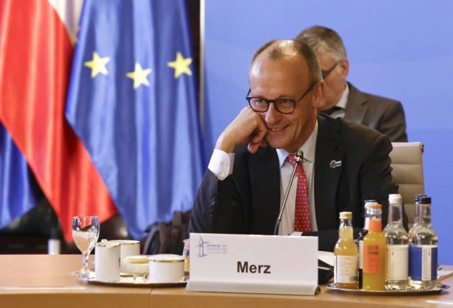 Merz zabrinut zbog smrtonosne pucnjave ICE agenata u Minneapolisu Merz zabrinut zbog smrtonosne pucnjave ICE agenata u Minneapolisu