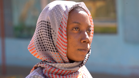 Devojčice se vraćaju u školu usred rata: Pola mojih drugarica je poginulo