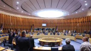 Prekinuta sjednica Doma naroda PS BiH, niko iz Kluba Srba se nije pojavio nakon pauze