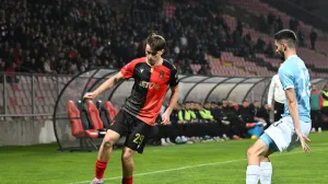 (FOTO) Pogledajte šta su bijesni navijači Čelika uradili zbog prelaska Telalovića u Sarajevo