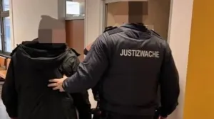 Mladi Bosanac opljačkao bečku benzinsku pumpu pa pobjegao taksijem, uhapšen je