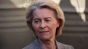 Trump carinama ucjenjuje NATO saveznike da bi razbio Evropu