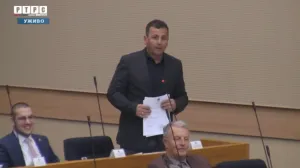 Vukanović ismijao Dodika: Nije lako preobratiti komunistu i ateistu, kojem je tamjan smrdio