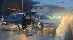 Teška saobraćajna nesreća kod Sarajeva: Smrtno stradao pješak, udario ga je pijani vozač