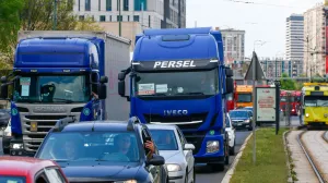 (FOTO) Prevoznici blokirali granične prelaze širom BiH i regiona – Očekuje se 75.000 kamiona