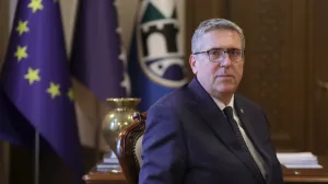 Vučić je na položajima oko Sarajeva nosio pušku: Pojavio se nepobitan dokaz