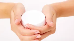 Debele obrve odlaze u prošlost: Vratio se hit iz 90-ih koji je ponovo zaludio žene