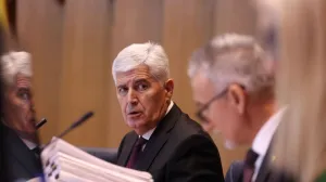 Zakoni na čekanju, tonovi sve oštriji: Šta se dešavalo danas u Domu naroda?