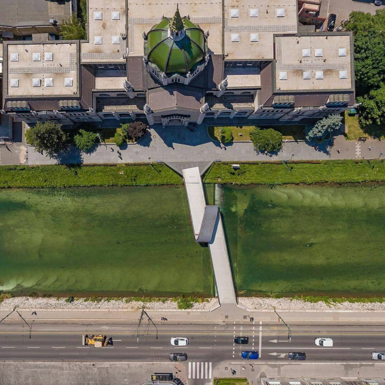 Amila Hrustić za Forbes BiH: Kada kreativnost ima stav i kako redefinisati uspjeh u globalnoj industriji