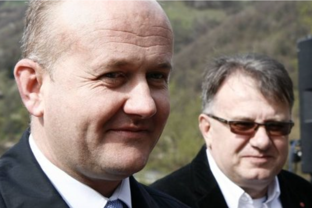 Tenderska procedura završava naredne sedmice ali pobjednik se već zna: Autoceste dodjeljuju novi posao, vrijedan 9,1 milion maraka, BS Telecomu iza kojeg stoji Nikšićev prijatelj Elvedin Grabovica!