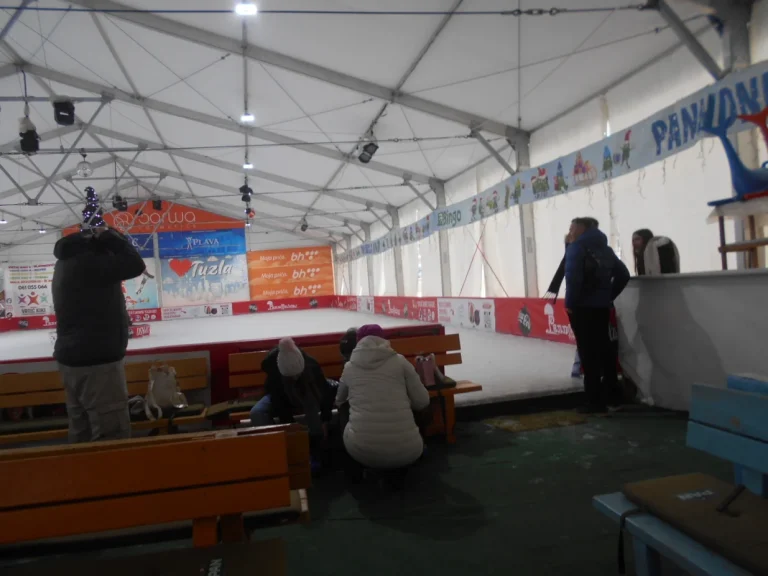 (FOTO) Na Panonskim jezerima u Tuzli održan najbolji klizibal do sada