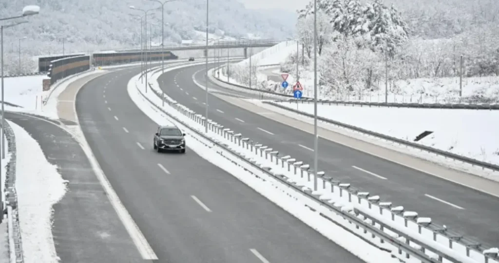 Stanje na bh. putevima: Iako nema minusa, pojedine ceste su i dale zaleđene
