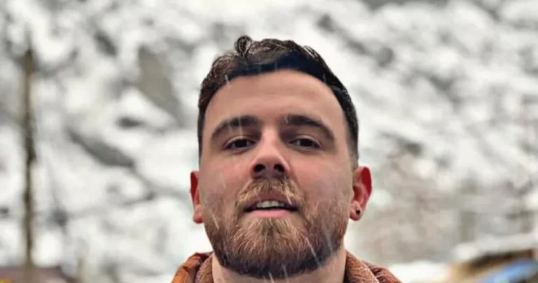 Svijet u šoku, sve oči uprte u Iran: Za danas najavili pogubljenje mladića Erfana Svijet u šoku, sve oči uprte u Iran: Za danas najavili pogubljenje mladića Erfana