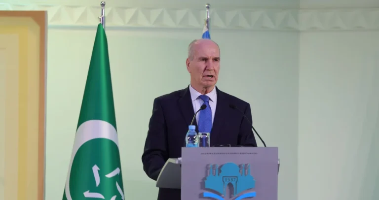 Hilmi Neimarliji uručena Plaketa za poseban doprinos: Svijet ne može bez institucija