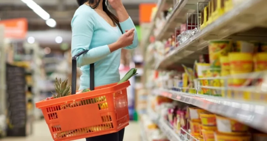 Poražavajući podaci: Prosječna plata ne pokriva ni 50 posto sindikalne potrošačke korpe