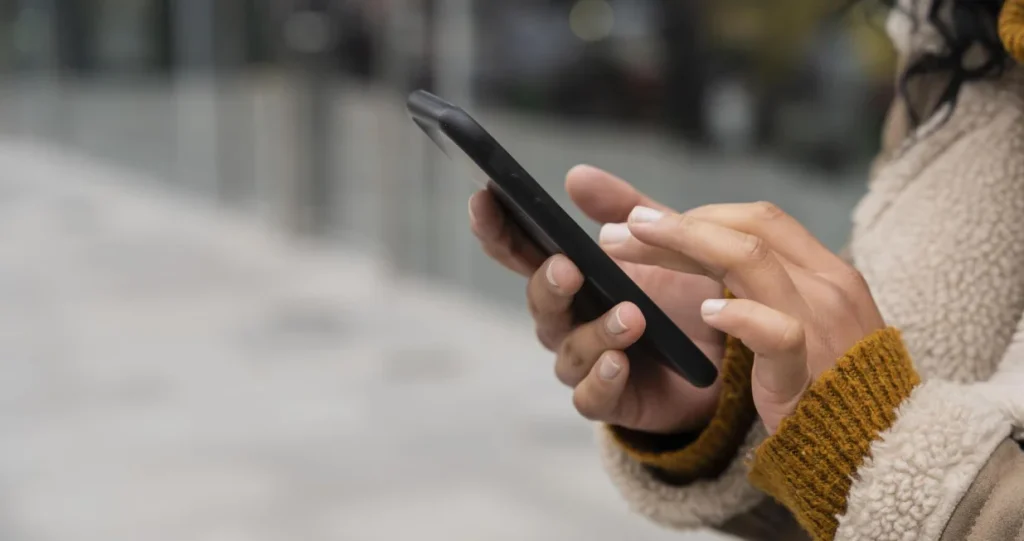 SAD pokreće studiju o zračenju mobilnih telefona