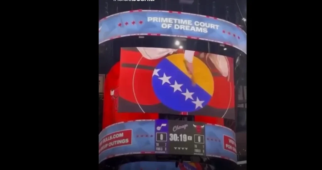 (VIDEO) HISTORIJSKA NOĆ: Bosna i Hercegovina u srcu NBA lige, scene iz dvorane u Chicagu pamtit ćemo zauvijek